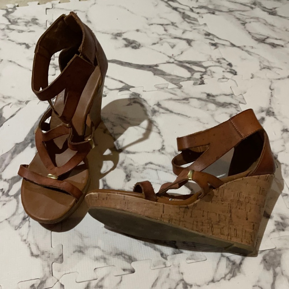 Brown and wood style wedges